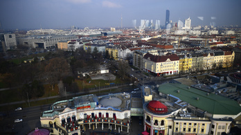 Bécs lakóinak csaknem egyharmada nem osztrák állampolgár