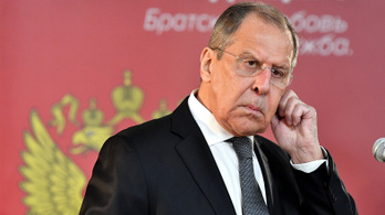 Lopott ikont kaphatott az orosz külügyminiszter a boszniai szerbektől