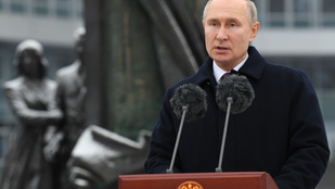Vlagyimir Putyin szerint az orosz külföldi hírszerzés kulcsfontosságú a demokratikus fejlődés biztosításában