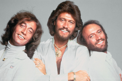 barry-gibb-cover