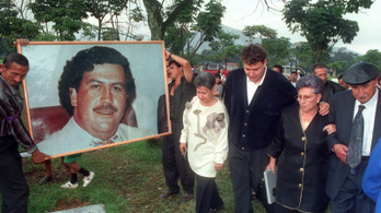 Escobar üldözői az Indexnek: volt, hogy bankjegyekkel fűtött be a drogbáró