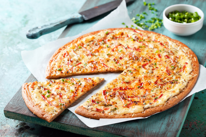 pizza mandulalisztből recept
