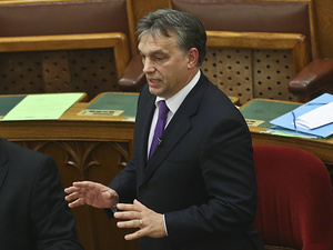 Orbán kész megvédeni Steiner Pált