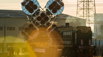 Rogozin: A NASA legfeljebb trambulinnal juthat az űrbe