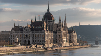Vizsgálják Magyarországot – vajon hogyan értékelik ezt majd a hitelminősítők?