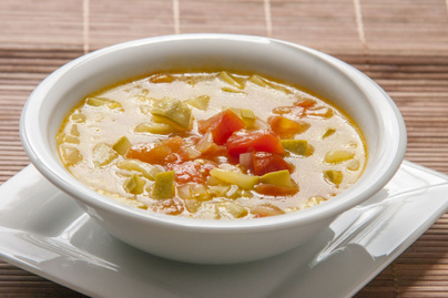 Téli minestrone leves sok zöldséggel: tartalmas és laktató