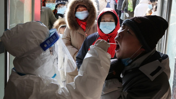 A koronavírus miatt Kína lezárt egy tizenegymilliós várost