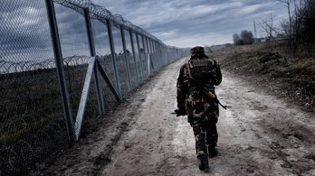 Meghalt egy magyar katona a déli országhatáron