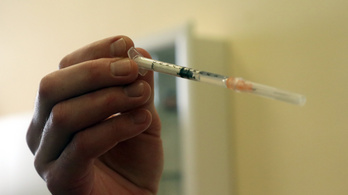 Egymillióan már regisztrálták a koronavírus elleni vakcinára