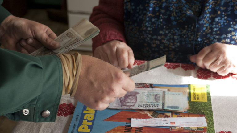 Alapnyugdíjat sürget a Nyugdíjasok Országos Szövetsége