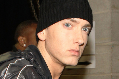 Eláll a szavunk Eminem 25 éves lányától: Hailie vérbeli bombázó lett