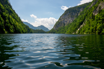 Az osztrák tó mélyéről több ládányi titkos SS-dokumentum, hamis pénz is előkerült már: a Toplitz-tó különös története