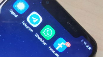 Tömegesen költöznek más platformokra a WhatsApp felhasználók