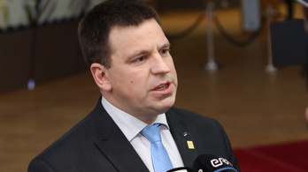 Lemondott az észt kormányfő a pártjhához köthető korrupciós ügy miatt