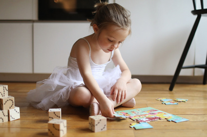 6 játék, ami növeli a gyerek IQ-ját: egészen kicsi kortól elkezdheted