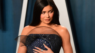 Kylie Jennert kiröhögték, mert szar a zuhany a 36,5 millió dolláros villájában