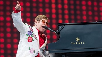 Elton John is aggódik, hogy turnézhatnak a brit zenészek Európában a Brexit után