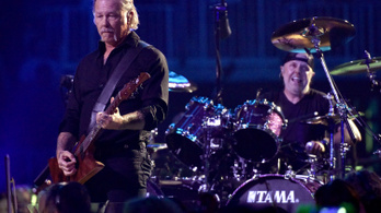 A Metallica és Michael Bublé dalainak jogait is eladta a producer