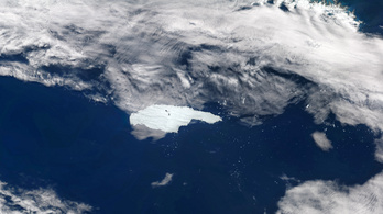 Tömege nagy részét elvesztette az Antarktiszról leszakadt óriási jéghegy