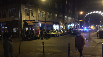 Rendőrök vonultak egy Madách téri kocsma elé, 60 napra bezárták
