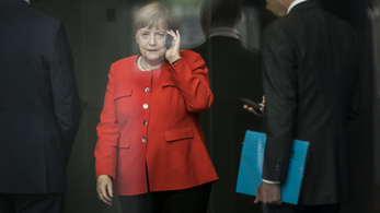 Angela Merkel meghívta Joe Bident