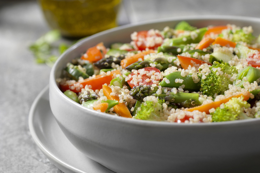 quinoa saláta répával recept