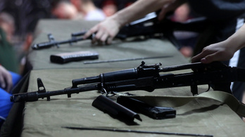 Délszláv háborús fegyverekből készül a szerb hangszerarzenál