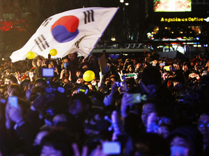 Szoros a küzdelem a dél-koreai elnökválasztáson