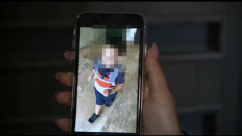 Otthonából vitték el Zsuzsa hároméves kisfiát a rendőrök