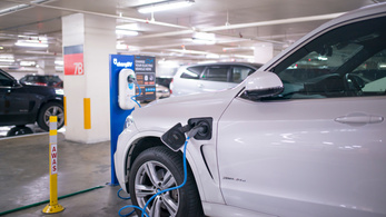 A parkolóházak mumusaivá válhatnak az elektromos autók