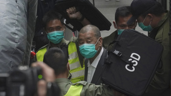 Újra letartóztatták a hongkongi médiamogult, miközben börtönben ült