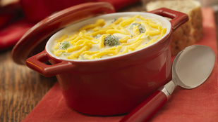 Leves cheddar sajttal és sonkával – ezt próbáld ki vacsorára!