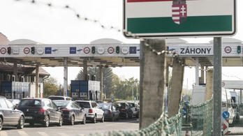 Ötórás várakozásra kényszerülnek az autósok Záhonynál