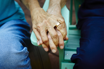 Az Alzheimer-kór és a járvány sem állhatott az idős házaspár útjába: történetük sokaknak erőt adhat