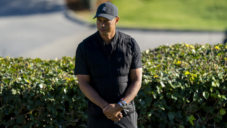 Gyorsan hajtott Tiger Woods, a biztonsági öv mentette meg az életét
