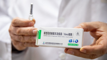 168 embert hívott fel egy budapesti háziorvos, 55-öt talált, aki elfogadná a kínai vakcinát