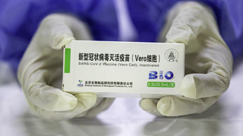 Két új Covid–19-vakcinát engedélyeztek Kínában