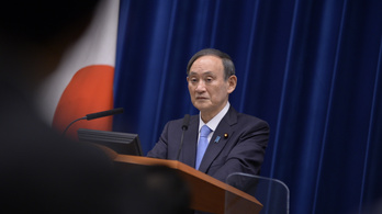 Lemondott a japán kormány sajtóreferense, mert a miniszterelnök fia őt is megvendégelte