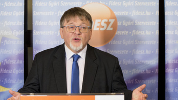 Győri polgármester: Égbekiáltó baromság, hogy akár még javulhat is az egészségügy