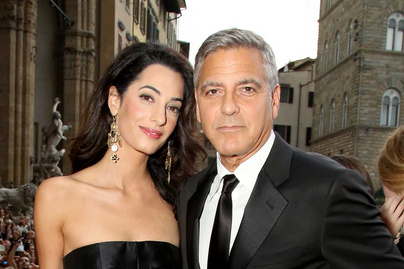 George Clooney 7 év házasság után sem mondott le az udvarlásról: szívmelengető módon hódítja meg Amalt