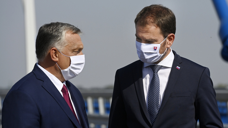 Az Orbán-kormány segít Szlovákiának, de semmit nem kap érte