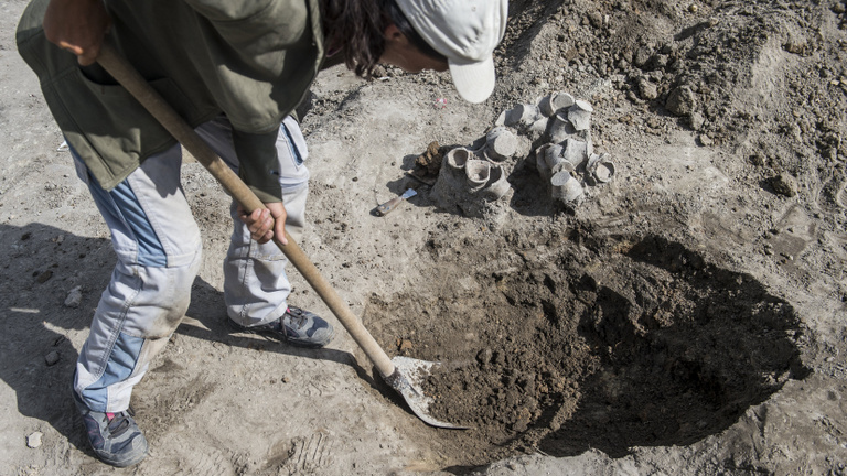 Nem vehet házat Csepelen az afgán férfi, mert biztos kincsvadász