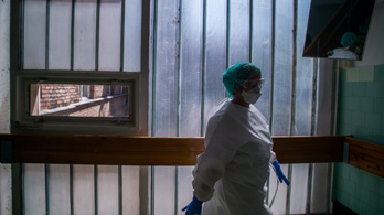 Nincs több hely, a hatvani kórház megtelt koronavírusos betegekkel