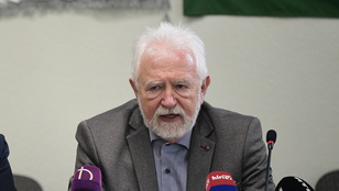 Bizalmi szavazást kezdeményezett maga ellen a Magyar Orvosi Kamara elnöke