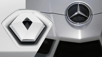 A Renault eladja Mercedes részvényeit