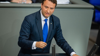 Újabb kormánypárti képviselő mondott le korrupció gyanú miatt Németországban