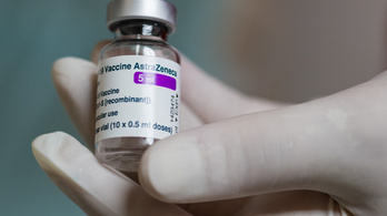 Spanyolországban is felfüggesztik az AstraZeneca-vakcina használatát