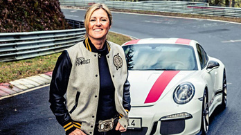Meghalt a Nürburgring királynője, Sabine Schmitz