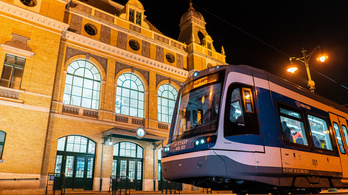 Meglátogatta Szegedet a tram-train