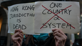 Kína hazafiakat akar látni Hongong élén, módosította a választási törvényt